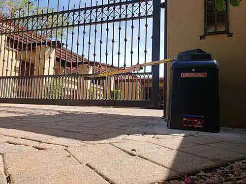 Phoenix garage door and gate opener installation service safari garage door and gate safari garage door and gate Professional garage door and automatic gate system installation for a residential property in Phoenix Arizona